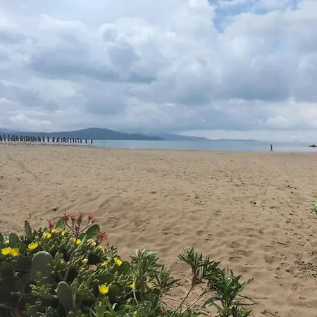 Casetta Al Mare フォッローニカ